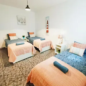 by-plaza-urquinaona-rooms.topbarcelonahotels.com/